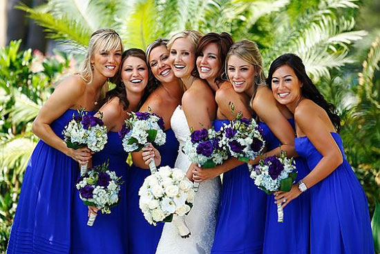 5 способов выделить подружек невесты