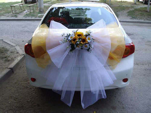 Украшение для свадебной машины на заказ