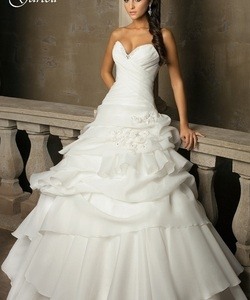 Свадебное платья 1402